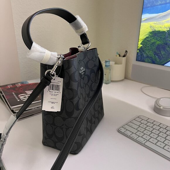 Small Town Bucket Bag In Signature Canvas coach 2312 - Picture 3 of 8